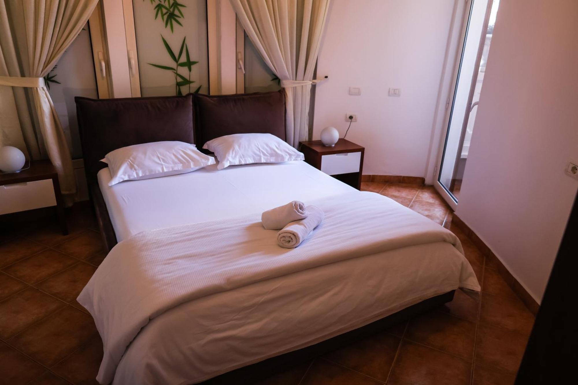 Cosmo Hotel