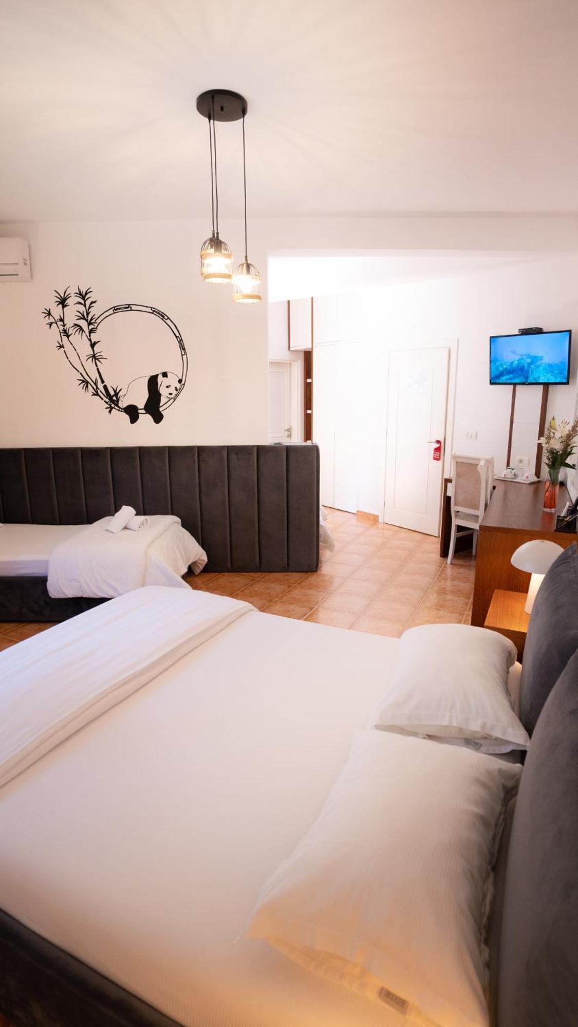 Hotel Cosmo *